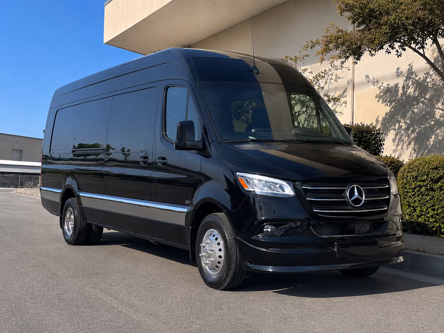 Burbank School Event & Field Trip Transportation