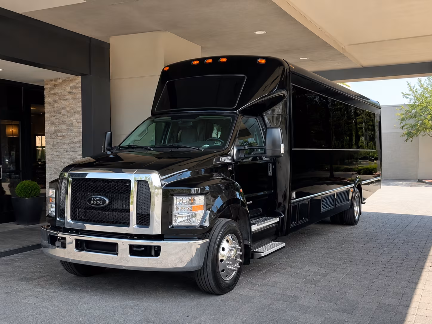 Long Beach Birthday, Sweet 16, & Quinceañera Party Bus Rentals