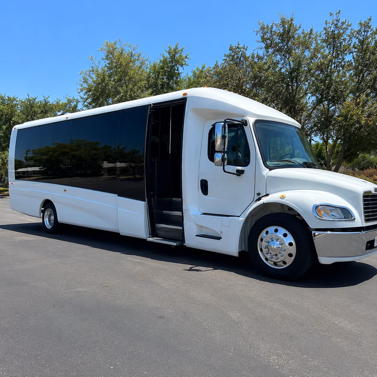 Long Beach School Event & Field Trip Transportation