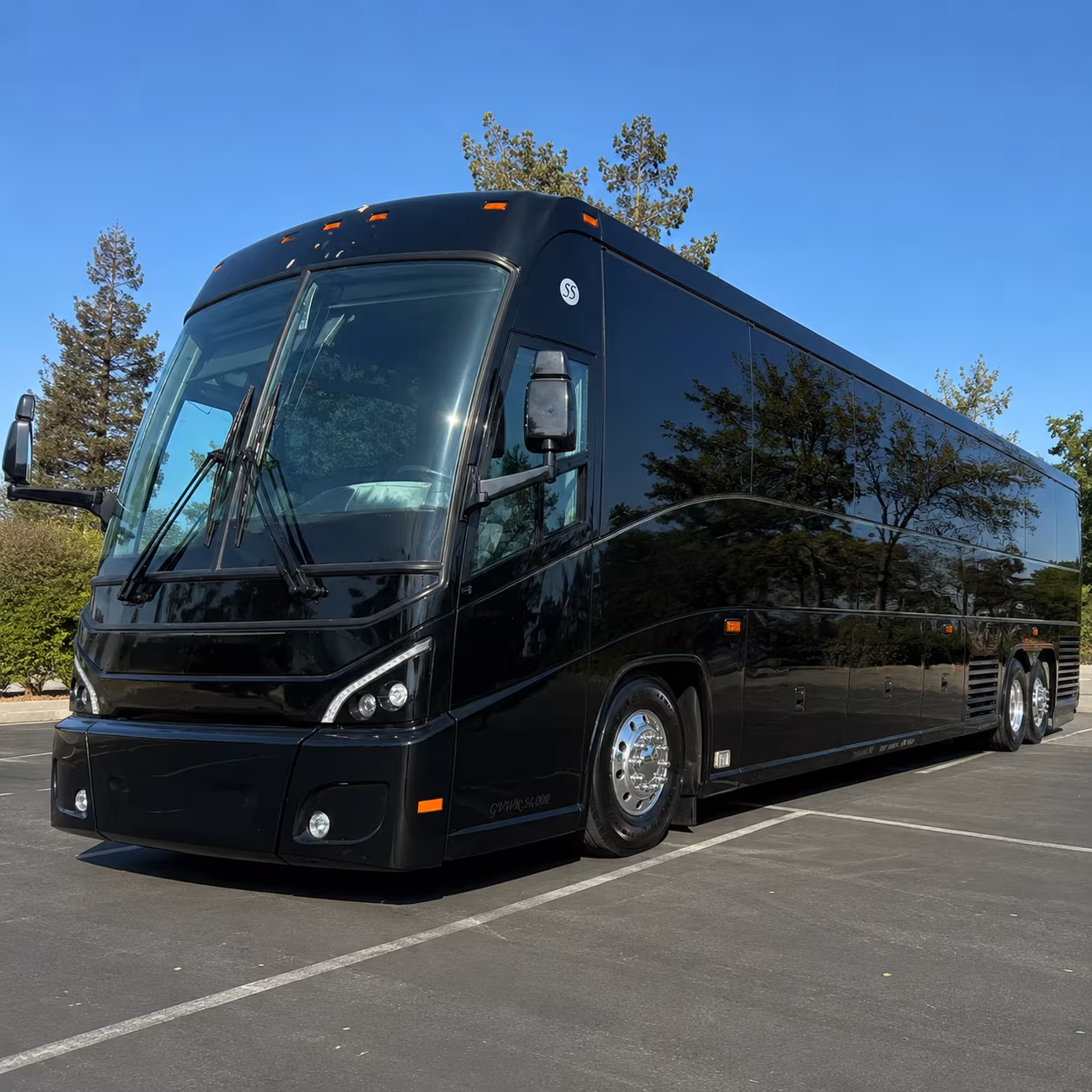 Los Angeles Corporate Transportation party bus exterior