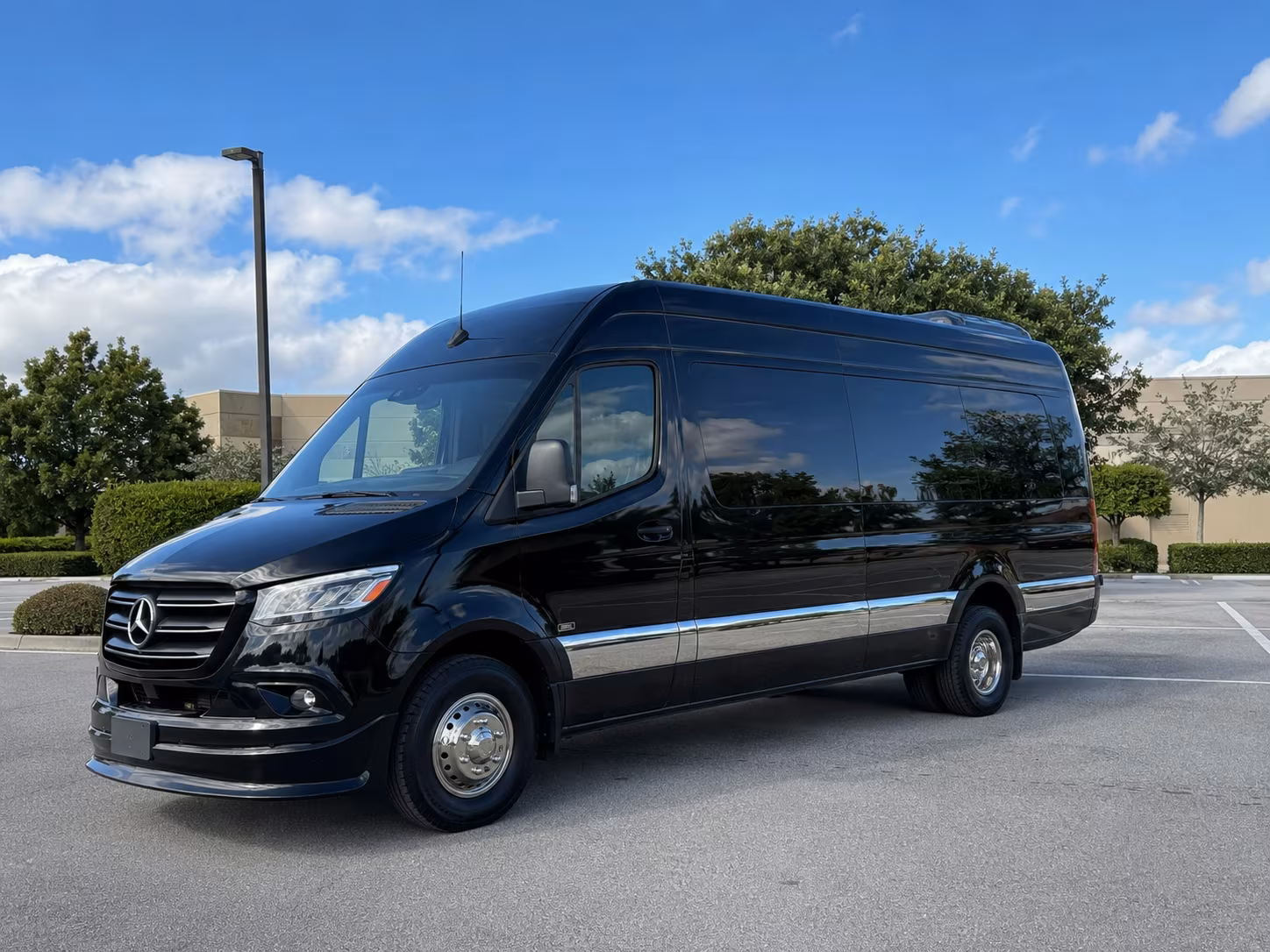 Los Angeles Corporate Transportation party bus exterior