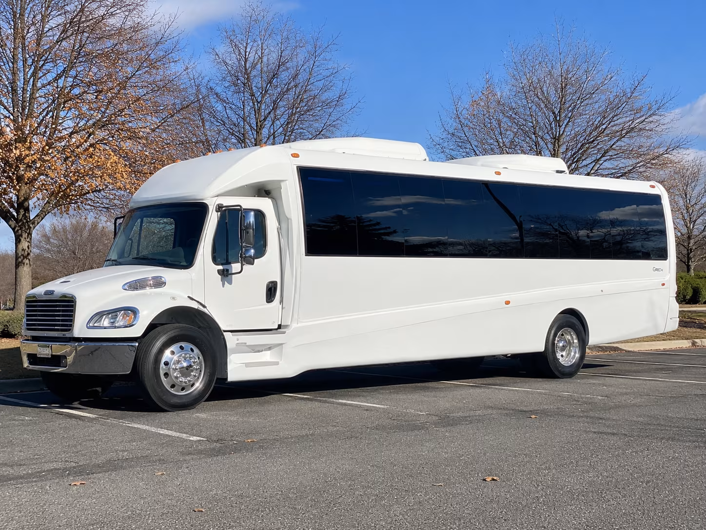 Los Angeles Winery Tour & Pub Crawl Transportation party bus exterior
